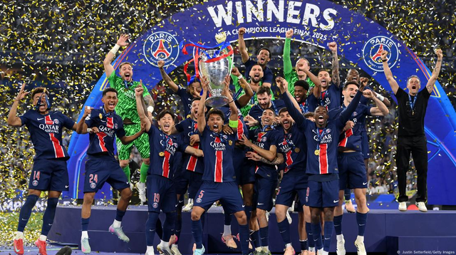 PSG mposht Interin, rrëmben trofeun e Champions League