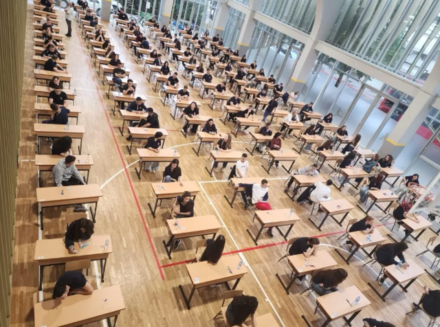 Today is the state matura exams, over 27 thousand students take the foreign