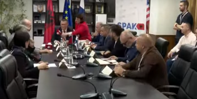 Kishte rrjet në Finlandë dhe drejtohej prej Shqipërisë, si