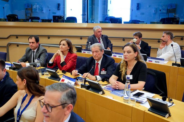 EPP accepts Berisha's request: A fact-finding mission will be sent to
