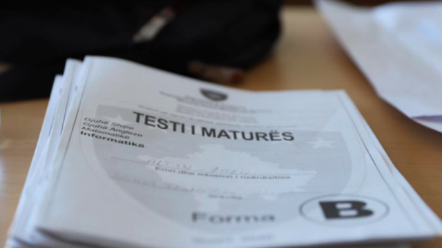 It's happening again, the Language and Literature exam theses are out
