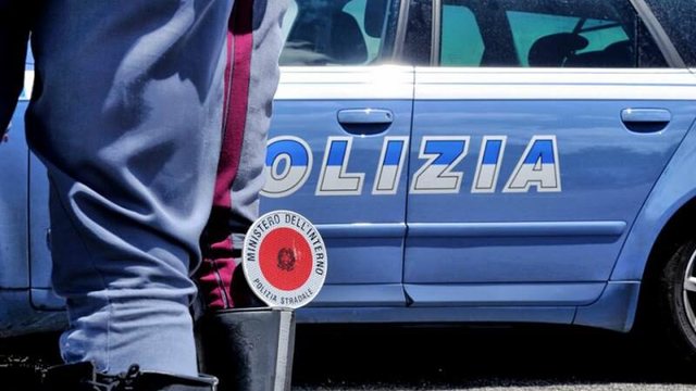 Albanian driver arrested in Italy after being caught transporting 10 kg of