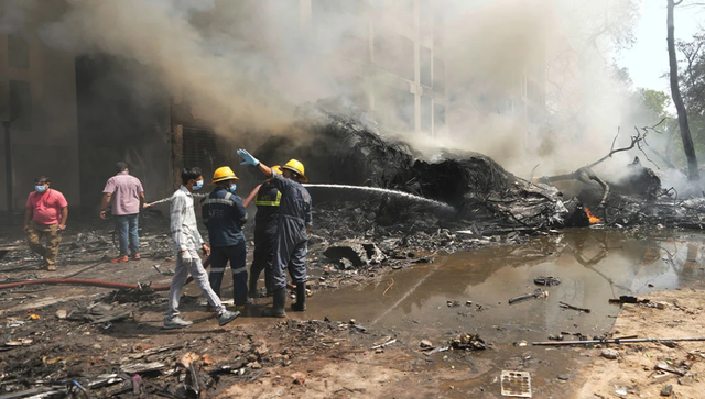 Tragic accident in India/ Plane crashes with over 200 passengers on board, no