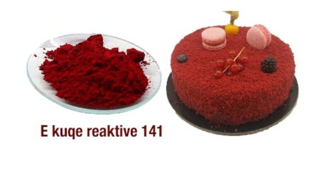 Scandal/ Red dye used to color textiles is thrown into cakes, endangering
