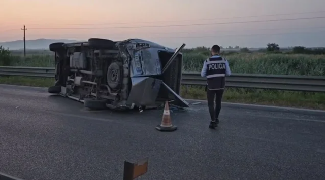 Accident on the Fier-Lushnje axis, the Benz hits the van with passengers from