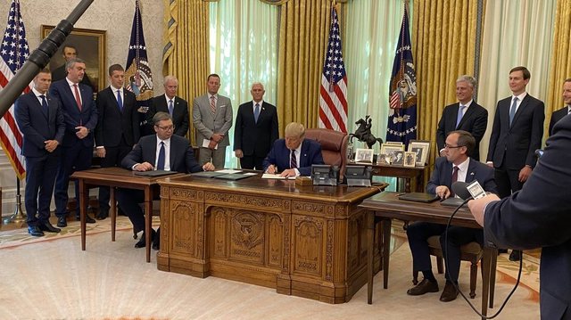 Trump paralajmëron rikthimin e çështjes Kosovë-Serbi: