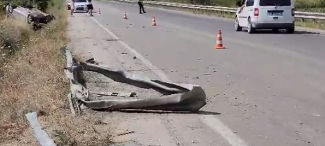 Korça/ Car goes off the road, woman and two children end up in hospital