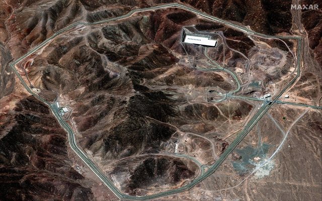 'Bunker-busting' bombs and Iran's nuclear base on a mountain