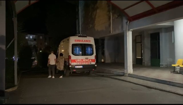 Korça/ A woman comes into contact with electricity