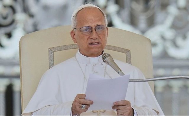 Papa Leoni XIV thirrje për paqe: Armët e avancuara janë tundime