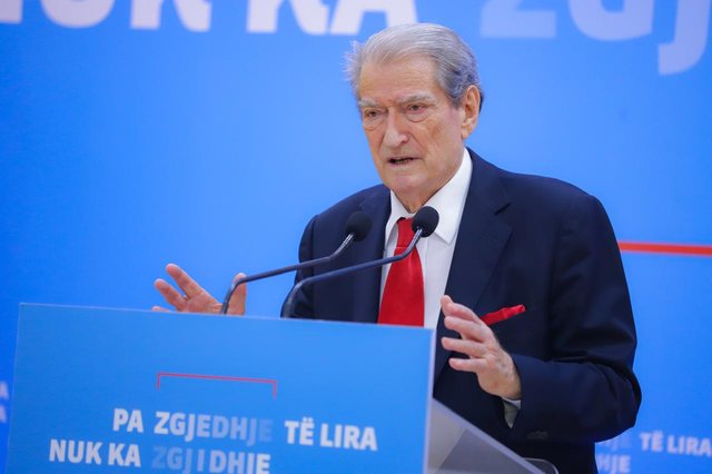 Berisha paralajmëron fakte të reja për farsën elektorale:
