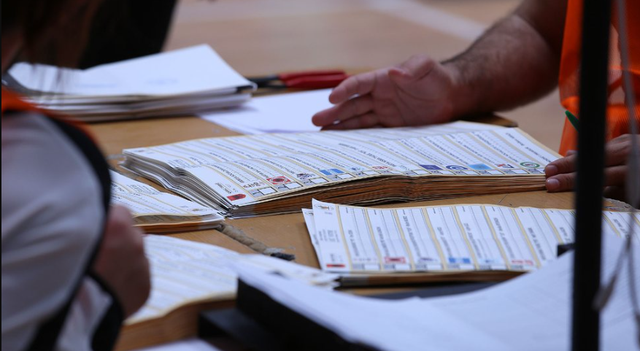 30% of ballot boxes for Tirana are being recounted, how many votes did the SP