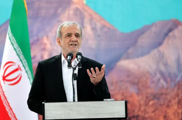 Iranian President: We will not stop nuclear program