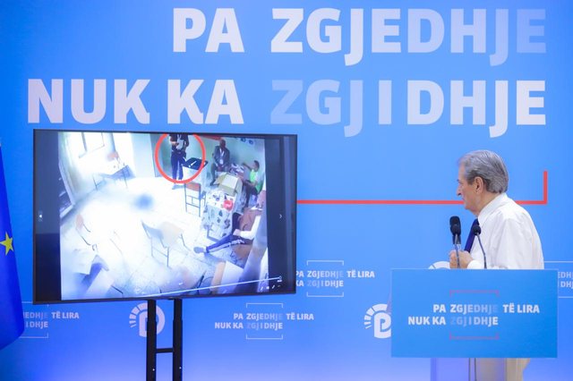 Komisioneri voton në emër të zgjedhësit, Berisha nxjerr