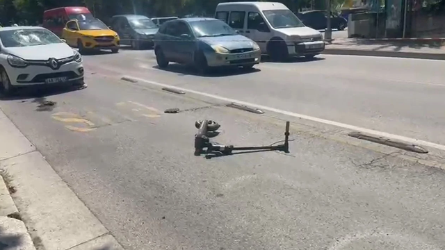 Tiranë/ Po lëviznin me monopatina, taksia përplas tre