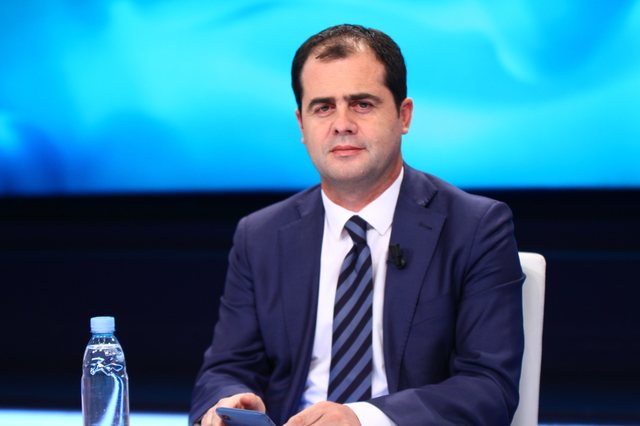 Bylykbashi: Ndërkombëtarët e kanë kuptuar se pas kullave