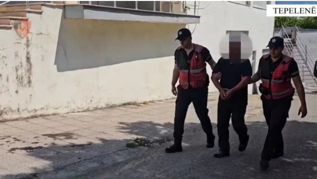 Kultivuan k*nabis, arrestohen babë e bir në Tepelenë