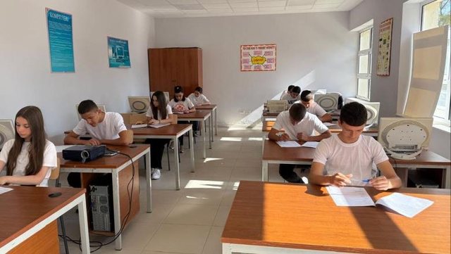 Minimatura/ Last exam, around 28 thousand students are tested today in Foreign
