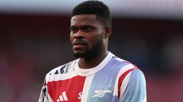 Ish-lojtari i Arsenalit, Thomas Partey akuzohet për p*rdhunim