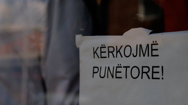 Vendi humb fuqinë punëtore, rënie dramatike e popullsisë