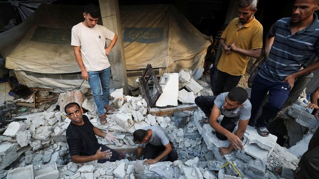 What is the possible agreement on the Gaza hostages and the ceasefire?