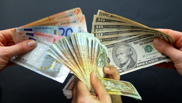 Këmbimi valutor 10 Korrik, me sa shiten e blihen sot monedhat e huaja