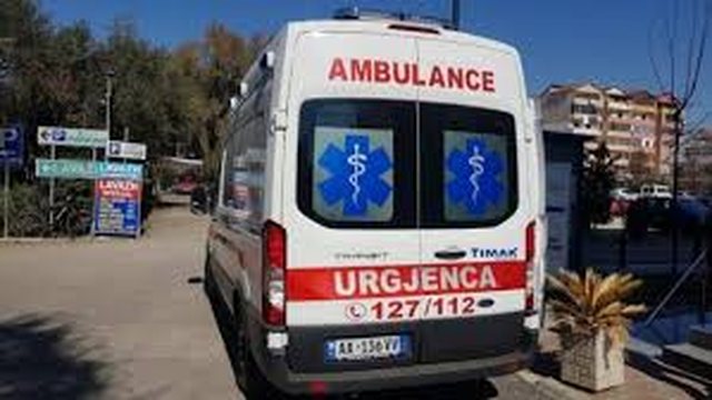 Aksident me vdekje në autostradën Tiranë-Durrës