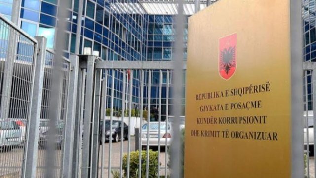 Gjyqi për "Plumbin e Artë”/ Debate të forta në
