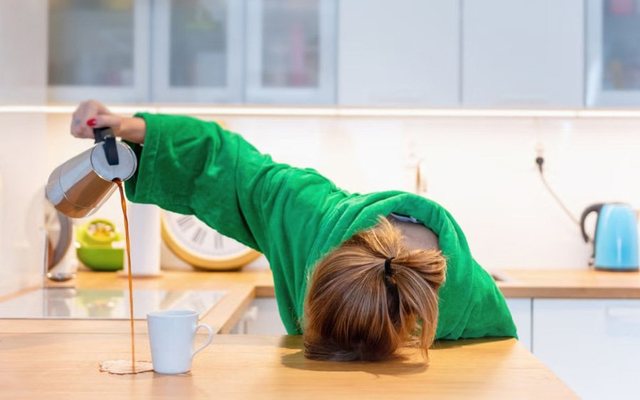 'Tired Woman'/ The Syndrome That Affects Thousands of Women Every Day