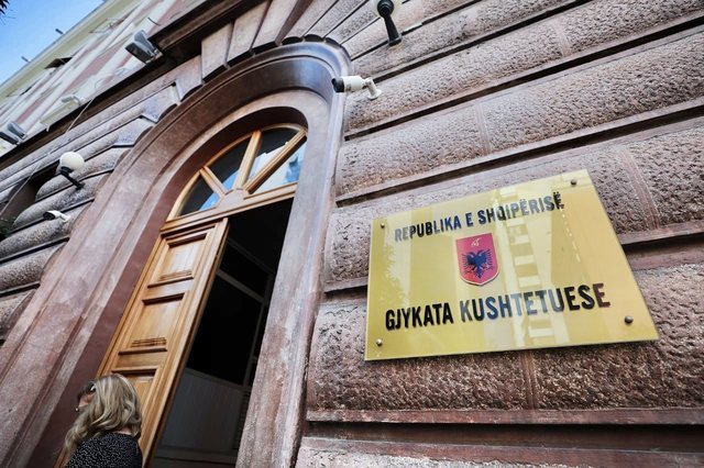Vendim selektiv i Kushtetueses: refuzon hetimin p&euml;r "McGonigal",