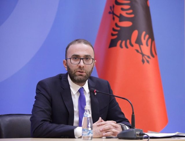 Bardhi reagon pas vendimit t&euml; Kushtetueses p&euml;r komisionet: D&euml;shmi