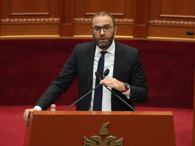 Bardhi n&euml; Kuvend: Rama po fsheh p&euml;rfituesit e v&euml;rtet&euml;