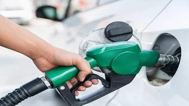 Edhe pas kriz&euml;s, nafta e shtrenjt&euml; ende sfid&euml; p&euml;r