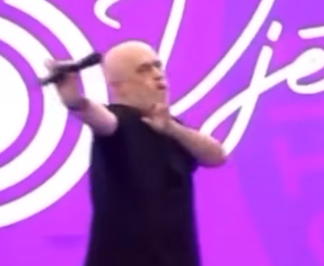 VIDEO/ Rama 'goes crazy', goes off-script with unusual gestures