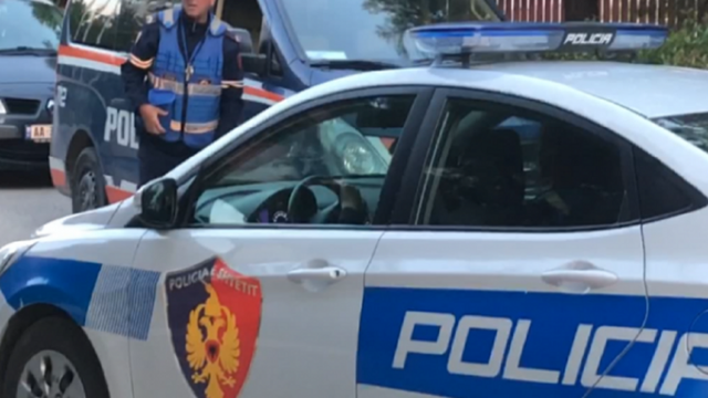 Të shtënat me armë në Kamëz, humb jetën te Trauma