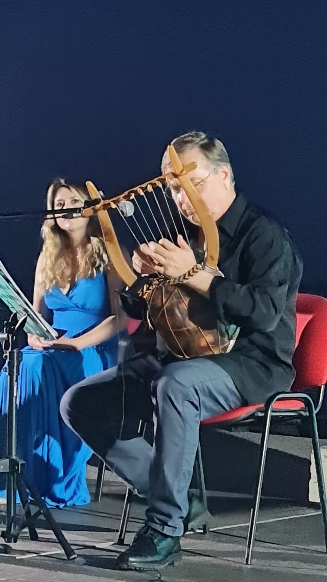 Nga Lira Antike te Lahuta Shqiptare: 'Takimet Muzikore të Dy