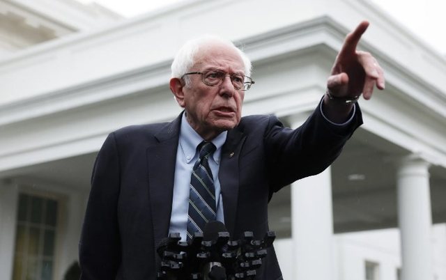 Senatori demokrat Bernie Sanders: Populli po i thotë JO oligarkisë