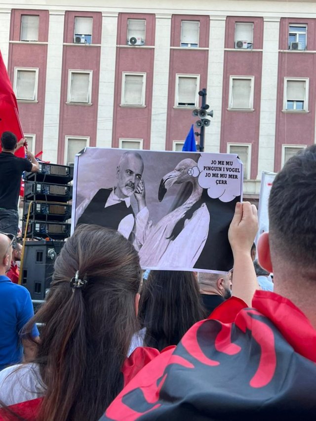&ldquo;Vet&euml;m h&euml;na t&euml; ka ngel pa vjedh&rdquo;, mesazhe t&euml;