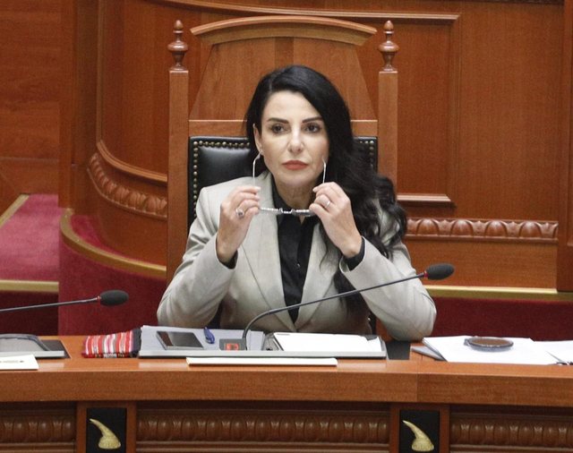 Ish deputeti i PS shpërthen ndaj Ballukut: Themeluesja e korrupsionit