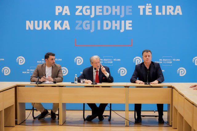 Berisha: PD nuk ka votuar asnjëherë pro dhënies së