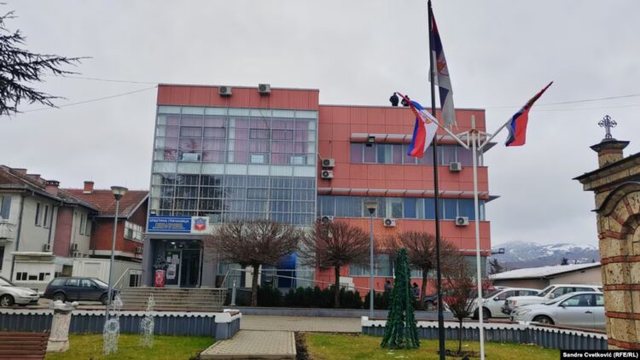 Directors of Serbian institutions in Kosovo released from detention