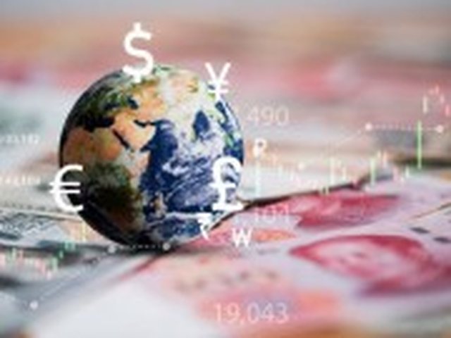 K&euml;mbimi valutor 13 qershor/ Me sa blihen e shiten sot monedhat e huaja
