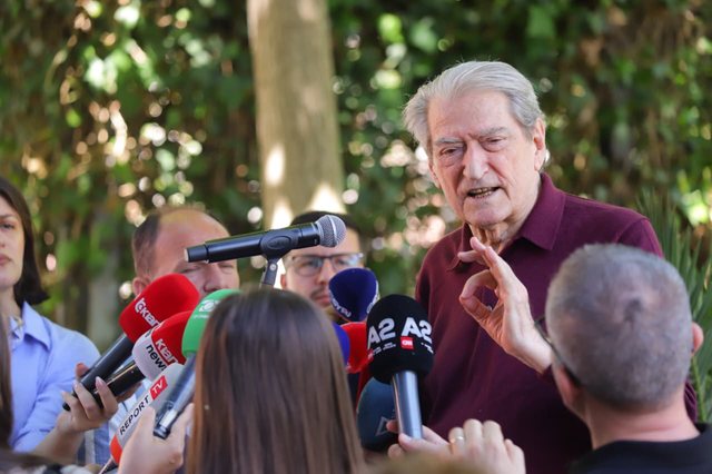 Takimi i Arubës/ Berisha: Spanjollët sollën dosjen, por Dumani