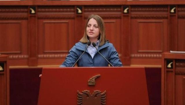 Leaving the PS, the MP challenges Rama and the socialists who attacked her: