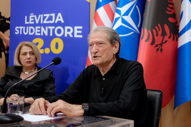 Berisha: PD mbështet protestën, Rama drejton një regjim pa