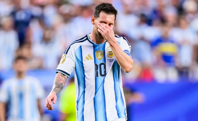 Why did Leo Messi burst into tears after scoring his first goal in the World