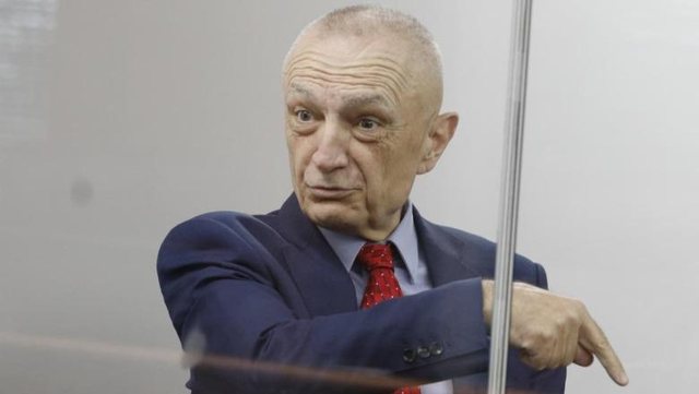 Debate at the GJKKO/ Meta-judge Bani: You are extremely biased, you treat me