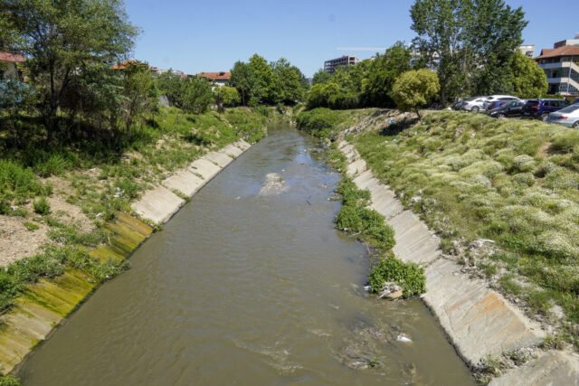 56 million euros spent, no functional plant: Tirana "floats" in sewage