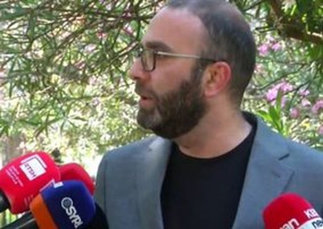 Bardhi: Seanca e Kuvendit u drejtua me SMS, deputetëve të