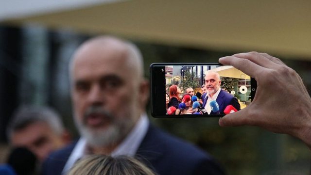 Nuk ishte algoritmi q&euml; shkaktoi zem&euml;rimin, por zem&euml;rimi q&euml;